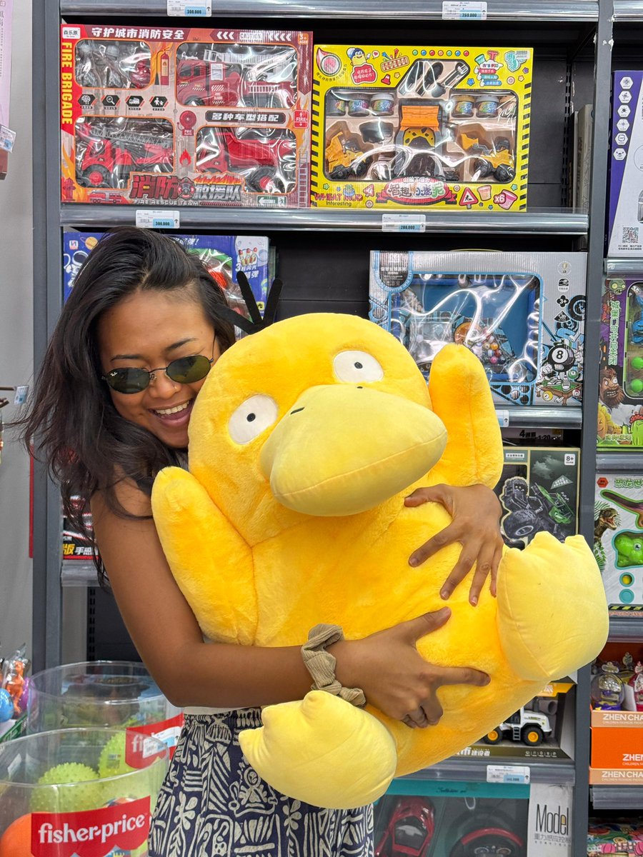 wayfaring_kat's tweet photo. Now it all make sense why psyduck is confused all the time! I kinda feel the same way now.. https://t.co/M6ufkrbHjB