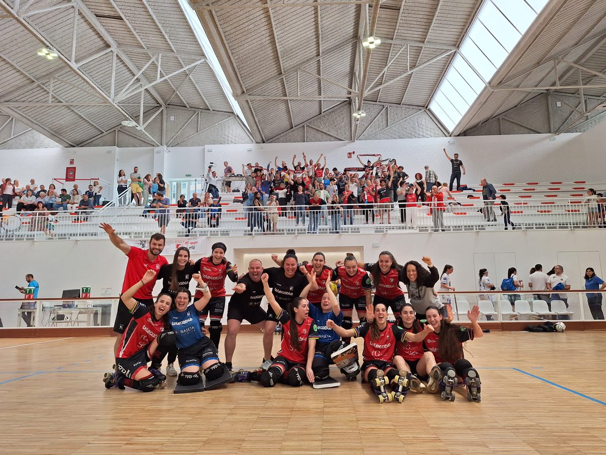 Imágenes tras proclamarnos campeonas de la #OKLiga Iberdrola 
<a href="/TurismoAsturias/">TurismoAsturias</a> 
#ParaísoNatural
#miequipomigente