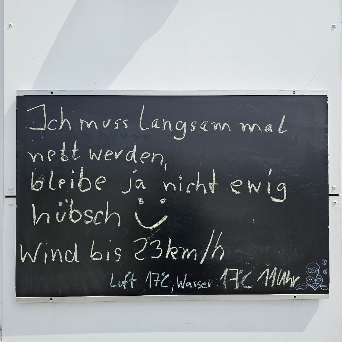 Heute schon gelächelt? Der heutige #Tagesspruch der Rettungsschwimmer auf der Insel #Hiddensee 😀