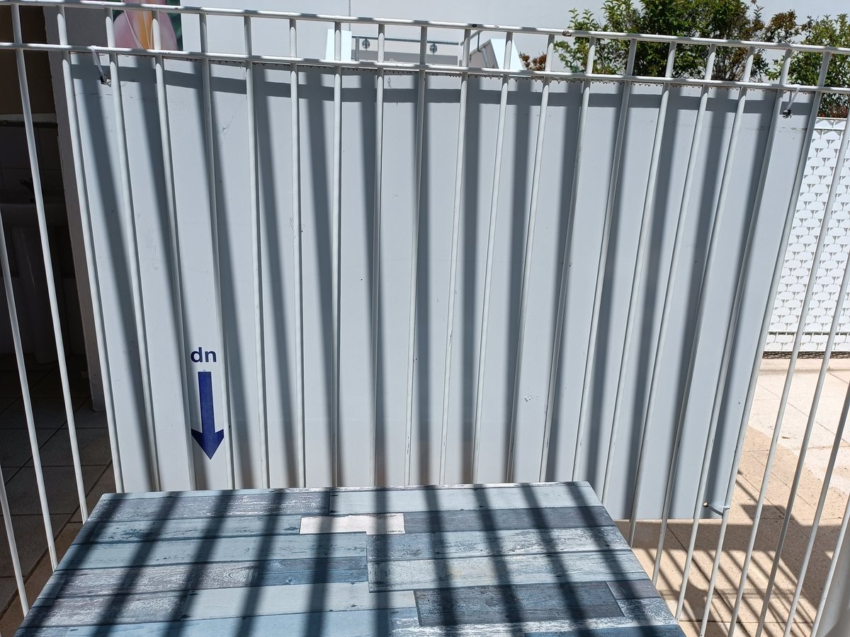 I'm sitting by the pool trying to work out what "dn" stands for. Does anyone have any ideas?