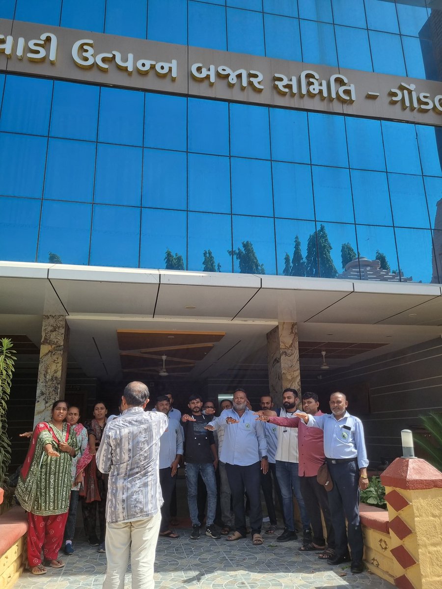 Krushigondal's tweet photo. વિશ્વ પર્યાવરણ દિવસ-2025ની ઉજવણી નિમિત્તે પ્લાસ્ટિક-મુક્ત પર્યાવરણની દિશામાં ગુજરાતની મહત્ત્વપૂર્ણ પહેલ...
@DDORAJKOT1 @inforajkotgog @CollectorRjt @RaghavjiPatel https://t.co/ROYFbp8xlQ