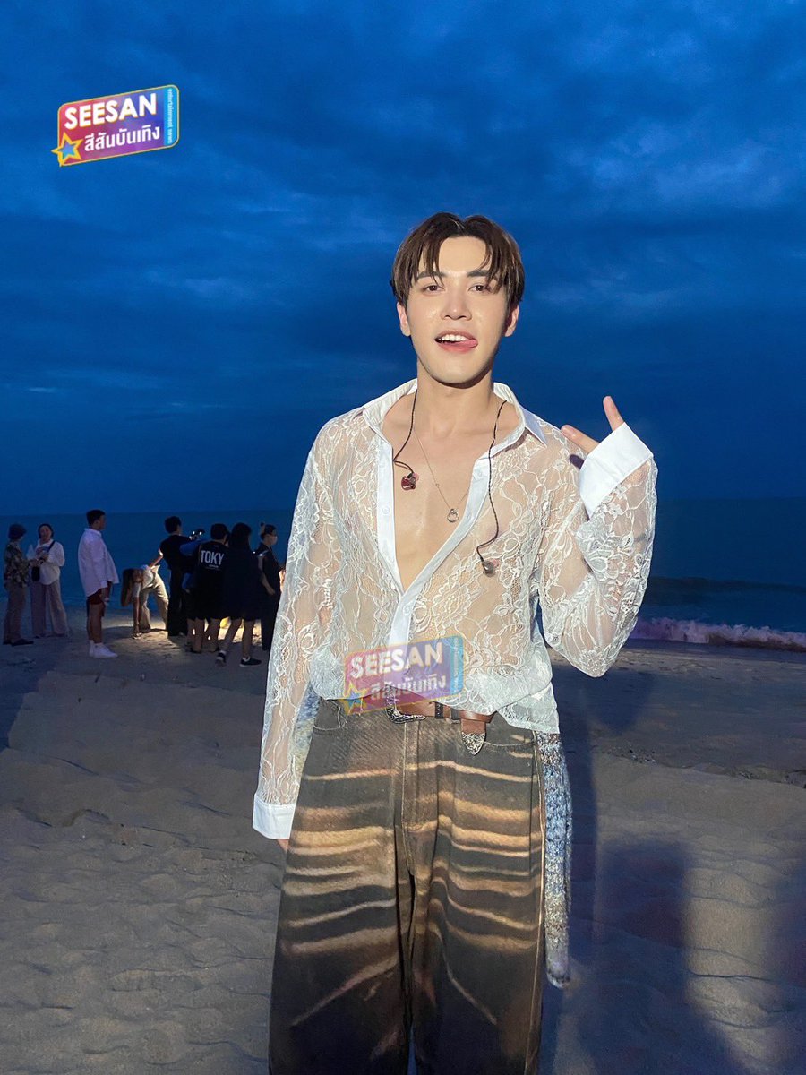 SeesanBunterng's tweet photo. วันแรกก็ปังสุดๆ กับงาน #BEseaMusicFestival2025 💖✨ ยังตามมาจอยความสนุกได้อีกวัน ที่ SEA SAND SUN HUA HIN RESORT ชะอำ นะคะ 🏝️
🎟️กดบัตร ThaiTicketMajor
📍ซื้อบัตรหน้างาน
#Taew #LingOrm #BowMaylada #Smith #kaykai #Amanda
#Blyss #AllyssaAnn #Candy_supapatt #Neeyamakela https://t.co/IKo2JY3BUf