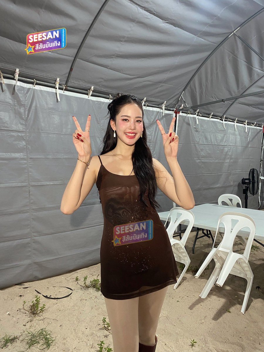 SeesanBunterng's tweet photo. วันแรกก็ปังสุดๆ กับงาน #BEseaMusicFestival2025 💖✨ ยังตามมาจอยความสนุกได้อีกวัน ที่ SEA SAND SUN HUA HIN RESORT ชะอำ นะคะ 🏝️
🎟️กดบัตร ThaiTicketMajor
📍ซื้อบัตรหน้างาน
#Taew #LingOrm #BowMaylada #Smith #kaykai #Amanda
#Blyss #AllyssaAnn #Candy_supapatt #Neeyamakela https://t.co/IKo2JY3BUf