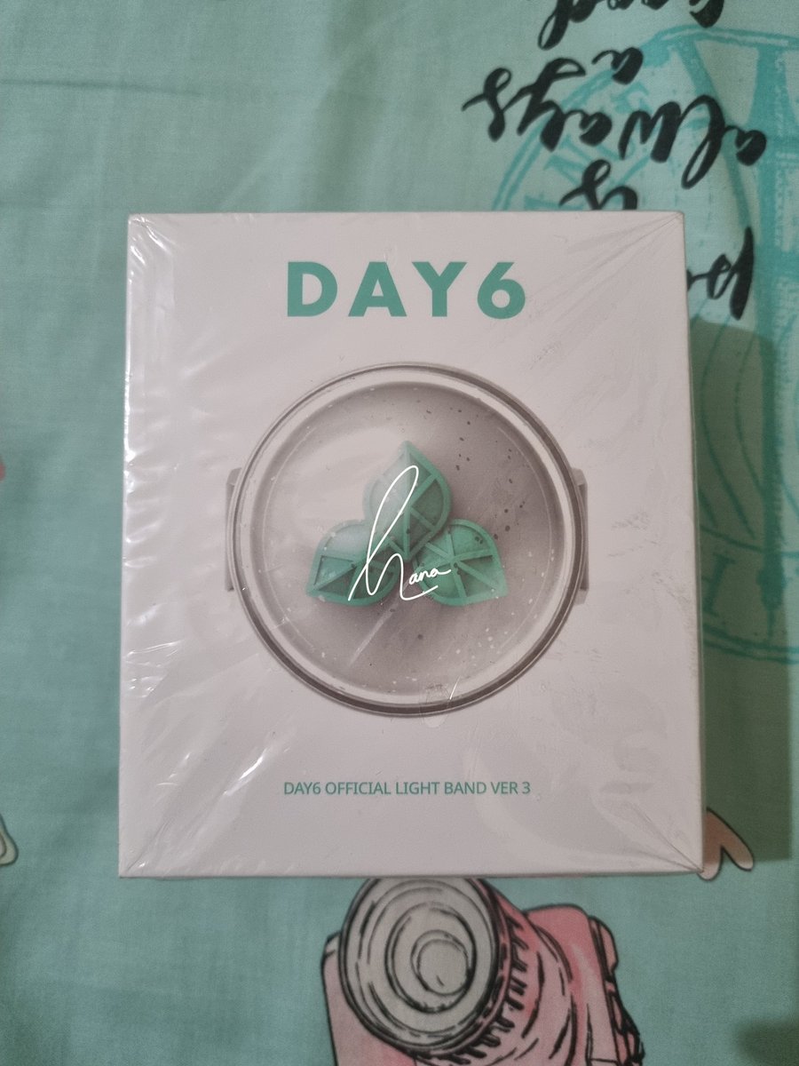 onemoreday_276's tweet photo. WANT TO SELL/WTS PRELOVED
LIGHTBAND DAY6 VER 3

Baru dipake 2x pas FY JKT Oktober kemaren
IDR 600.000
Pengiriman manual atau via shopee (split payment+admin shopee)
Good condi sesuai video
Dom depok

Minat? DM dan mention aja ya, makasih🙏 https://t.co/AIDm4MBgr5