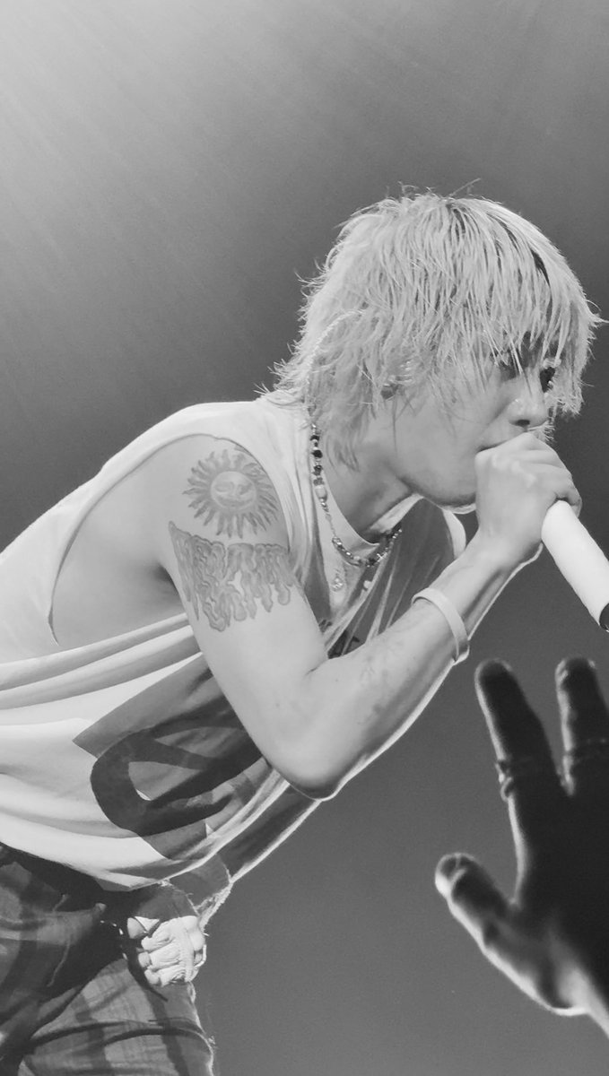 matanoha5's tweet photo. "The Pilot </3"より
@ONEOKROCK_japan
#ONEOKROCK_NorthAmericanTour2025
#UniversalStudioFlorida
#HardRock
#Orlando
#Taka https://t.co/R2lNUlmWae