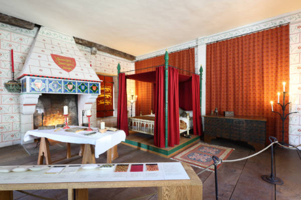 SeeingLondon's tweet image. Treasures of London – The Medieval Palace at the Tower of London… #ExploringLondon #TowerofLondon #MedievalPalace #KingHenryIII #KingEdwardI #TreasuresofLondon @SeeingLondon 

exploring-london.com/2025/05/31/tre…