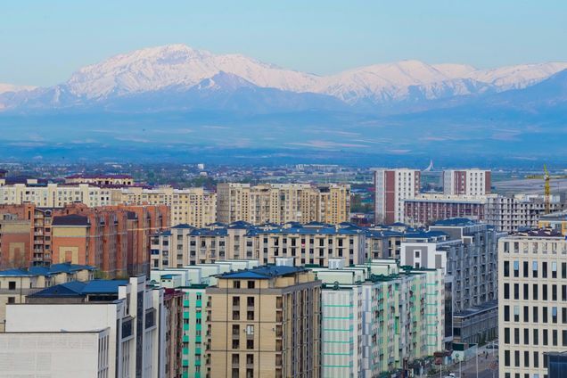 Boston University Global Development Policy Center (@gdp_center) on Twitter photo In a new policy brief, Diego Morro, <a href="/IshanaRatan/">Ishana Ratan</a>, <a href="/Jackie_jlu/">Jiaqi Lu</a> + <a href="/KevinPGallagher/">Kevin P. Gallagher</a> offer both a recent + historical overview of 🇨🇳China’s overseas power plants in terms of capacity, CO2 emissions, energy composition + investors.
Read more: gdpcenter.org/4kJsD1b In a new policy brief, Diego Morro, <a href="/IshanaRatan/">Ishana Ratan</a>, <a href="/Jackie_jlu/">Jiaqi Lu</a> + <a href="/KevinPGallagher/">Kevin P. Gallagher</a> offer both a recent + historical overview of 🇨🇳China’s overseas power plants in terms of capacity, CO2 emissions, energy composition + investors.
Read more: gdpcenter.org/4kJsD1b
