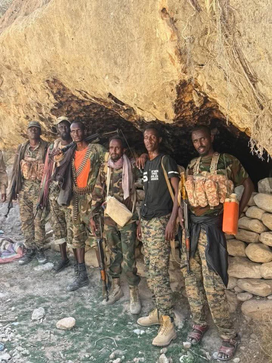 RadioKulmis's tweet photo. Puntland Defense Force warriors— @Pldefenceforce
What you do speaks far louder than anything you say.
Your courage, sacrifice, and discipline define you. #HOA
#Puntland #Africa #Somalia #Security #RespectTheForce
@USAfricaCommand @HESaidADeni @AMJMan931232320 @PL_CTOperations https://t.co/WdztfZIjFQ
