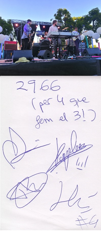<a href="/30anys/">Joventut i més enllà</a> #taldiacomavui del 2019, fa 6 anys, els <a href="/nyandumusic/">NYANDÚ</a> em van signar l'autògraf del #concert_num 2966