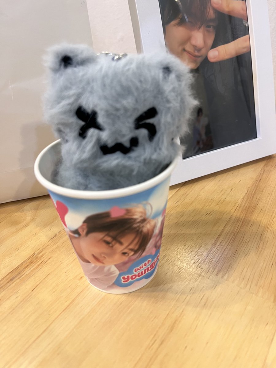 ラニー ปิดรับคมช tweet media