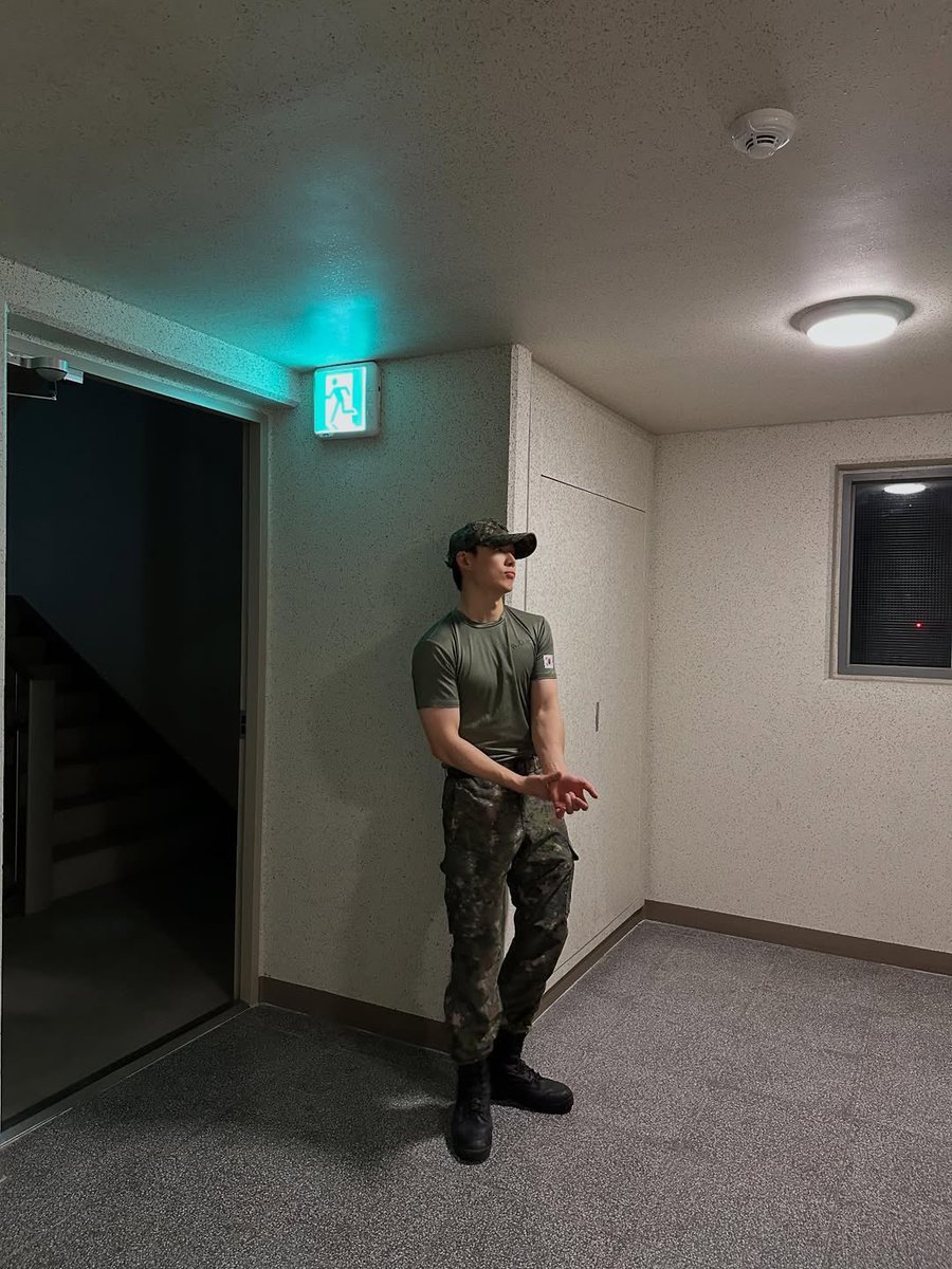 bobby……omg