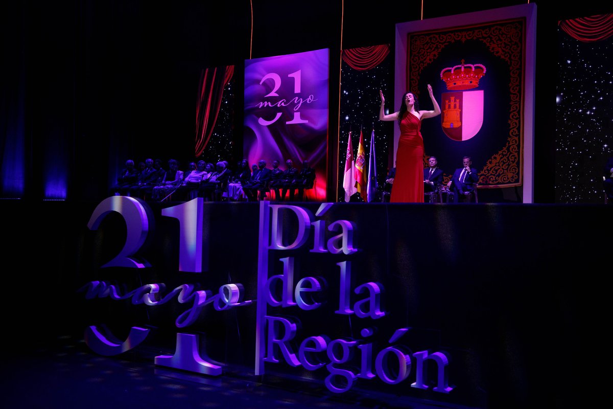 🏅 La UNED, galardonada en el Día de Castilla-La Mancha