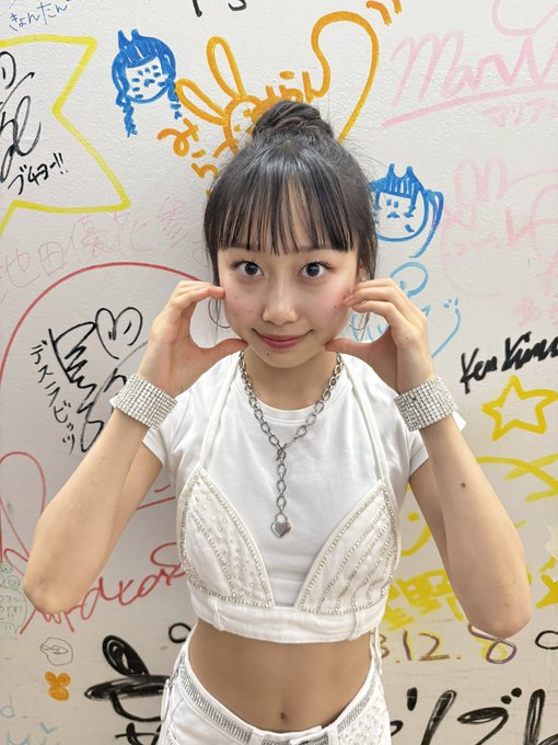 NananeのTwitter画像16