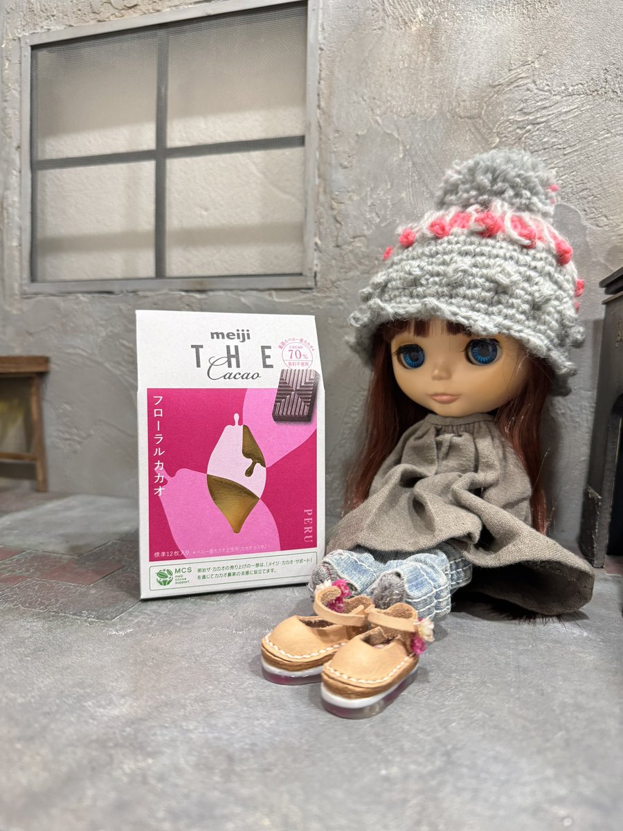 #深夜のおやつドール一本勝負

チョコチョコした濃ゆさが美味しいやつ🍫
最近万博行き出してちょっと疲れがでてます

#ソールの中の世界
#ブライス   #ピュアニーモ #チェリー     #blyth  #Pureneemo #cherry
#ハンドメイド #球体関節人形