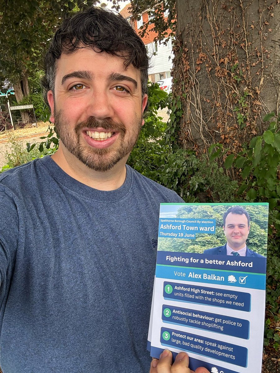 Jed Dwight 💙🌳 (@jed_dwight) on Twitter photo A lovely sunny morning to join <a href="/LincolnJopp/">Lincoln Jopp MC MP</a> & the <a href="/spelthorneca/">Spelthorne Conservative Association 💙</a> #team in Ashford ahead of a local council by-election. 🗳️
Particularly great to see so much support for local <a href="/Conservatives/">Conservatives</a> candidate Alex Balkan! A lovely sunny morning to join <a href="/LincolnJopp/">Lincoln Jopp MC MP</a> & the <a href="/spelthorneca/">Spelthorne Conservative Association 💙</a> #team in Ashford ahead of a local council by-election. 🗳️
Particularly great to see so much support for local <a href="/Conservatives/">Conservatives</a> candidate Alex Balkan!