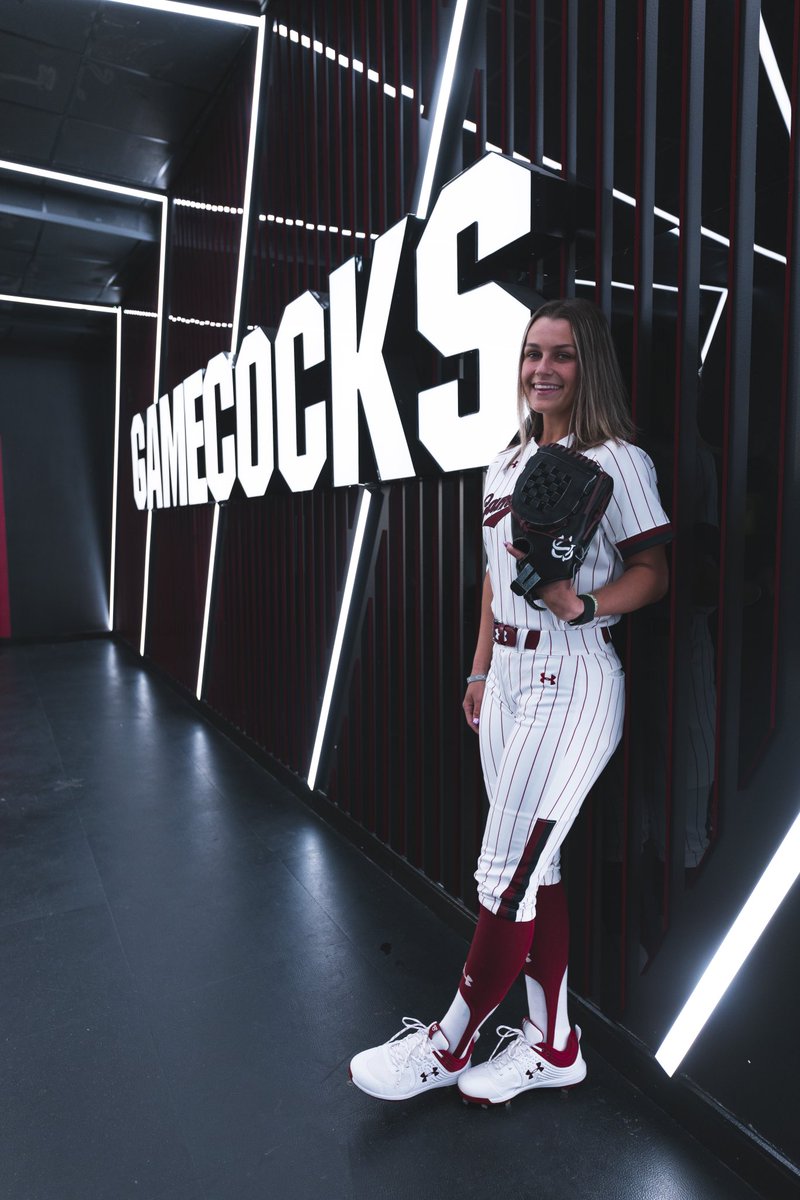 Thank you Lord for giving me this opportunity and walking alongside me every step of the way. Excited to join the Gamecock family!! 🖤#committed