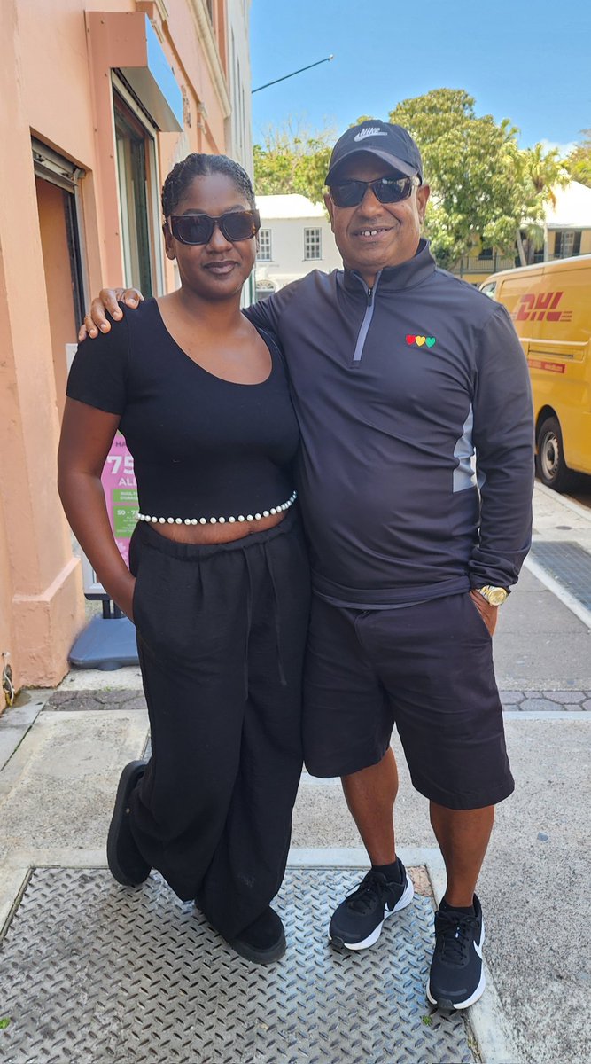 Colin Thompson🇧🇲 tweet media