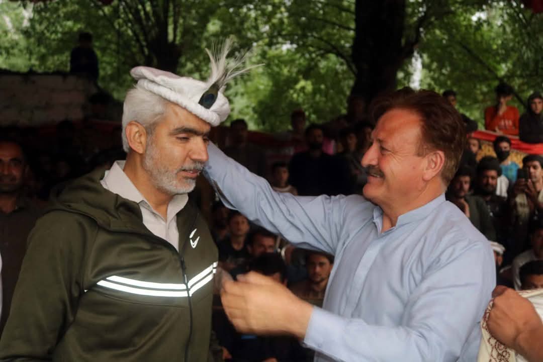 Honored at Ishkomen
Gilgit-Baltistan عشق من