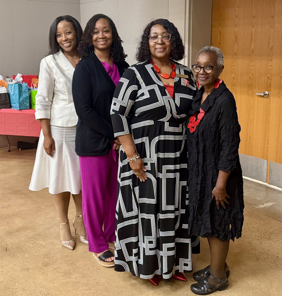 RenewedFocusLLC's tweet photo. Proud to participate with the Birmingham Black Nurses Association (BBNA) Inc. Scholarship Awards and Educational Conference with a few of my favorite ladies! ❤️ https://t.co/4Dmn8vSwgP