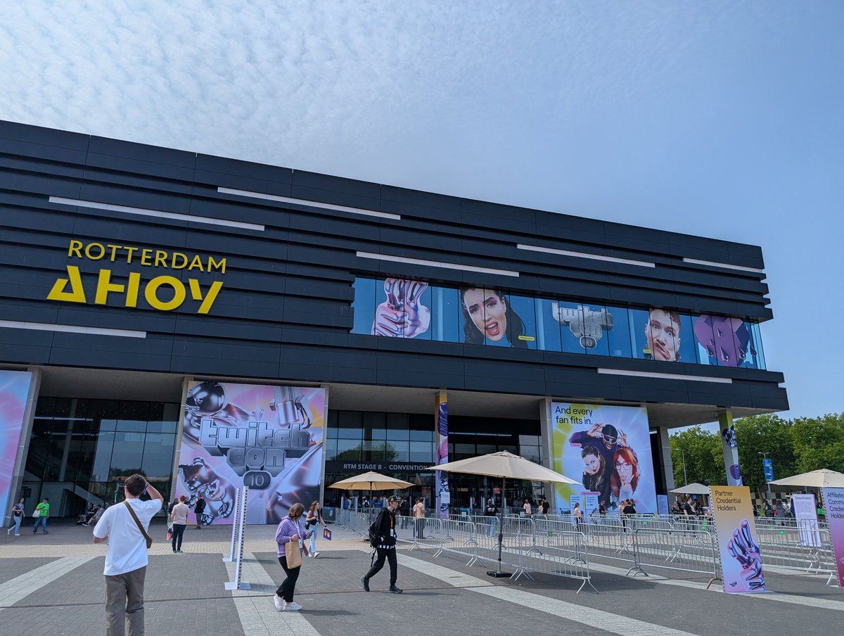 We at twitchcon again