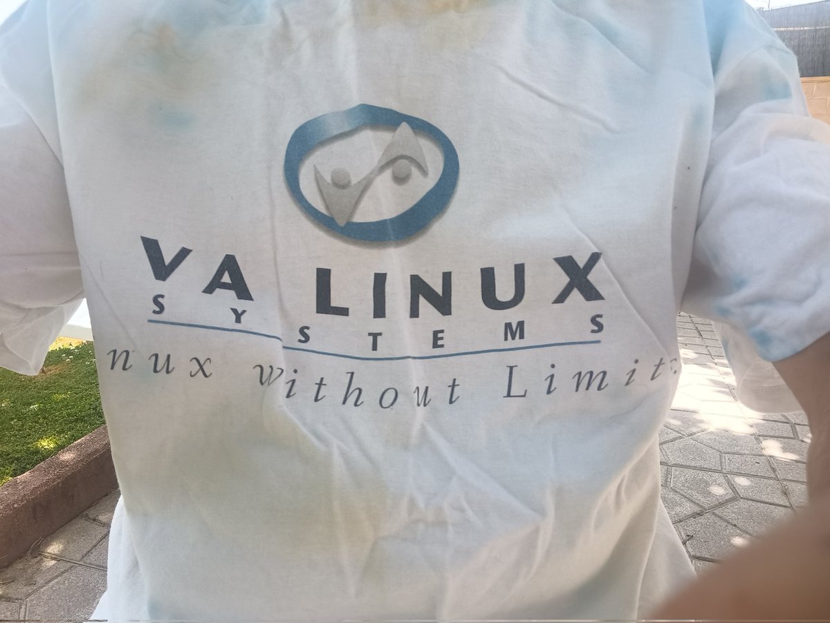 0xDEAD0xBEEF's tweet image. #vintage #linux #vasystems