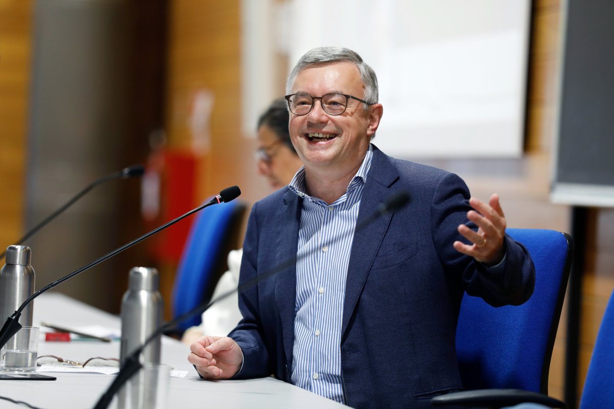 Università di Udine (@uniud) on Twitter photo 👨🏫 Uniud incontra Alessandro #Barbero
Organizzato da <a href="/UnipopUd/">UniPopUD</a> in collaborazione con l’Ateneo e con il sostegno del <a href="/ComuneDiUdine/">Comune di Udine</a> e di Fantoni, l’evento è stato un momento di confronto per trattare il tema delle rivolte popolari, dal Medioevo fino ai giorni nostri. 👨🏫 Uniud incontra Alessandro #Barbero
Organizzato da <a href="/UnipopUd/">UniPopUD</a> in collaborazione con l’Ateneo e con il sostegno del <a href="/ComuneDiUdine/">Comune di Udine</a> e di Fantoni, l’evento è stato un momento di confronto per trattare il tema delle rivolte popolari, dal Medioevo fino ai giorni nostri.