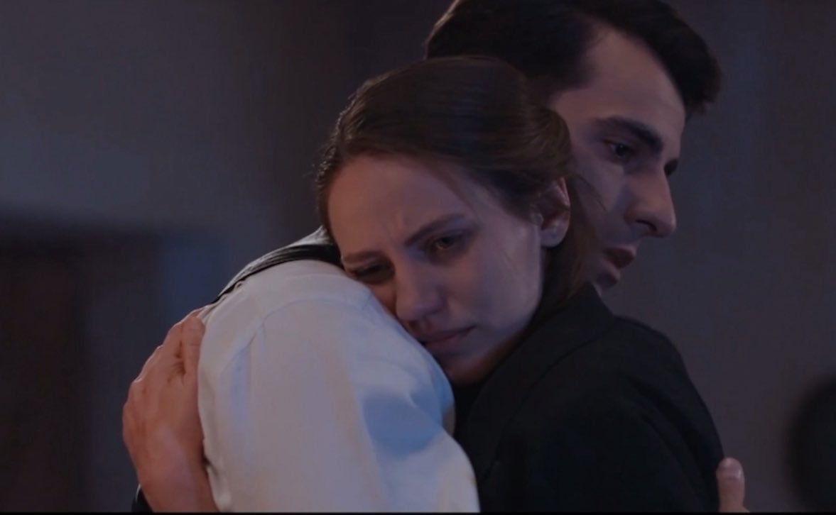 «Μου αρκεί που είσαι κοντά μου» ♥️🫠 #grandhotelplus