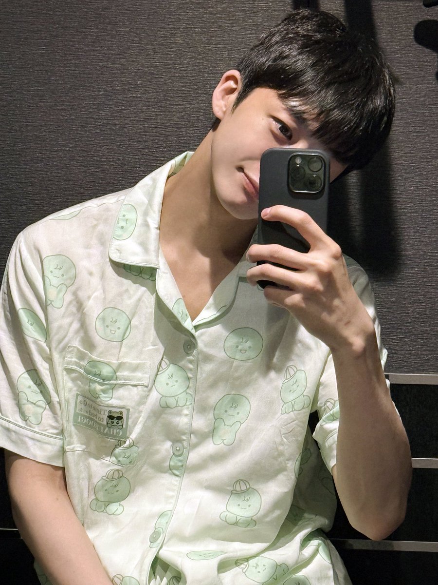 하ㅋ 진짜 남친(?) 뭐 이런거(?) 같고 그렇네(?)