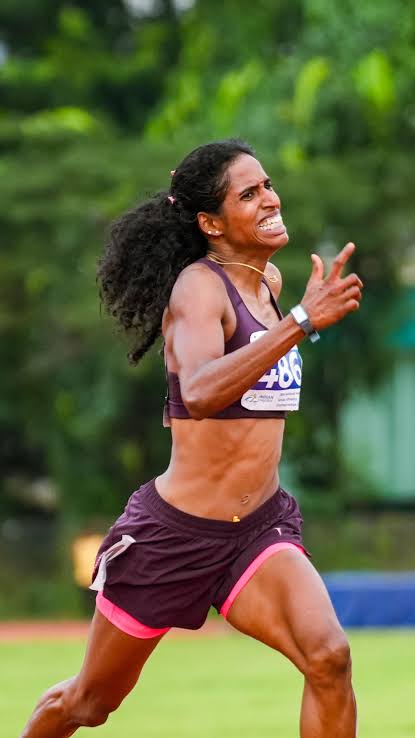 #TeamIIS athlete Vithya Ramraj clocks 56.46s to clinch bronze in the 400m hurdles at the #AsianChampionships!
#AsianAthletics #CraftingVictories 🇮🇳