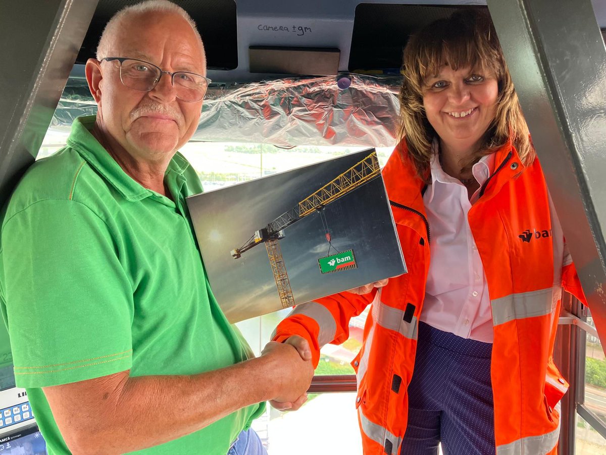 Geurt van Roekel (@geurtroekel) on Twitter photo Goedemorgen mijn nieuwe torenkraan is draaiklaar!ππ€ <a href="/bammaterieel/">bammaterieel</a>   <a href="/Liebherr/">Liebherr Group</a> <a href="/LH_Construction/">Liebherr Construction</a> Goedemorgen mijn nieuwe torenkraan is draaiklaar!ππ€ <a href="/bammaterieel/">bammaterieel</a>   <a href="/Liebherr/">Liebherr Group</a> <a href="/LH_Construction/">Liebherr Construction</a>