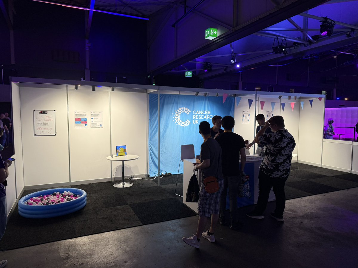 DanRobertCRUK's tweet image. We are here at @TwitchCon! Come and have a go at #CRUKTargetAcquired and see how fast YOU are!