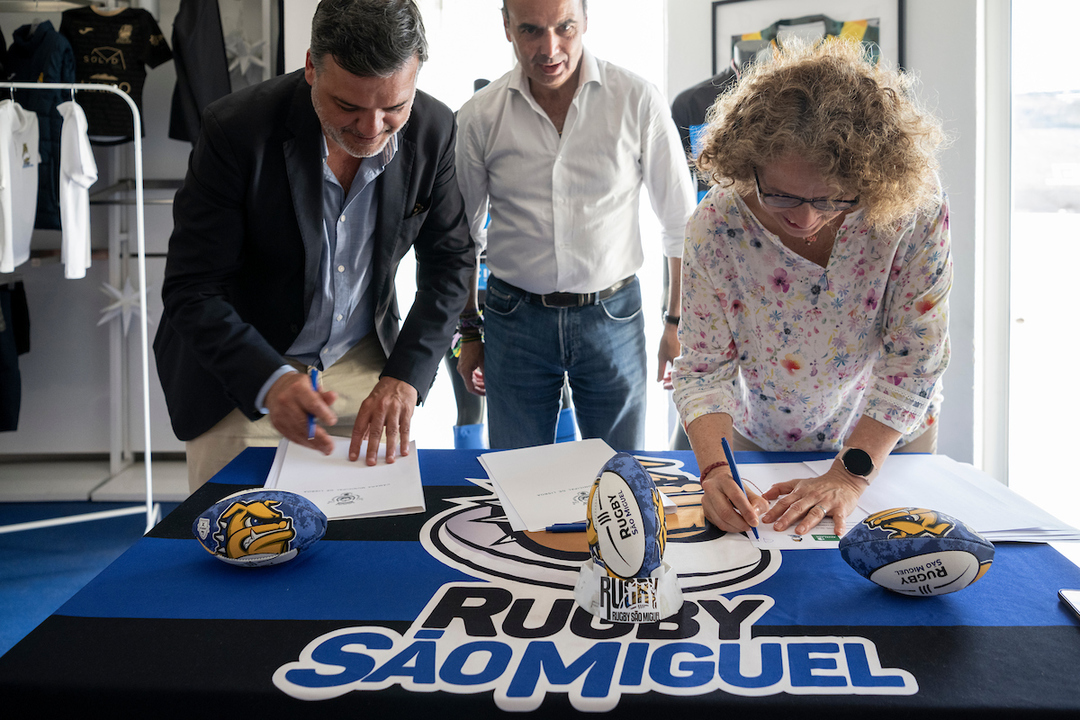 O Complexo Desportivo Municipal de S. João de Brito tem um novo sistema fotovoltaico, com 16 painéis solares, que vão assegurar parte do consumo com energia limpa. A ação integra o projeto europeu <a href="/UP2030_HE/">UP2030 HE</a> e o Contrato Climático de Lisboa.
ℹ 👉 swki.me/HagRPi1L
#Lisboa