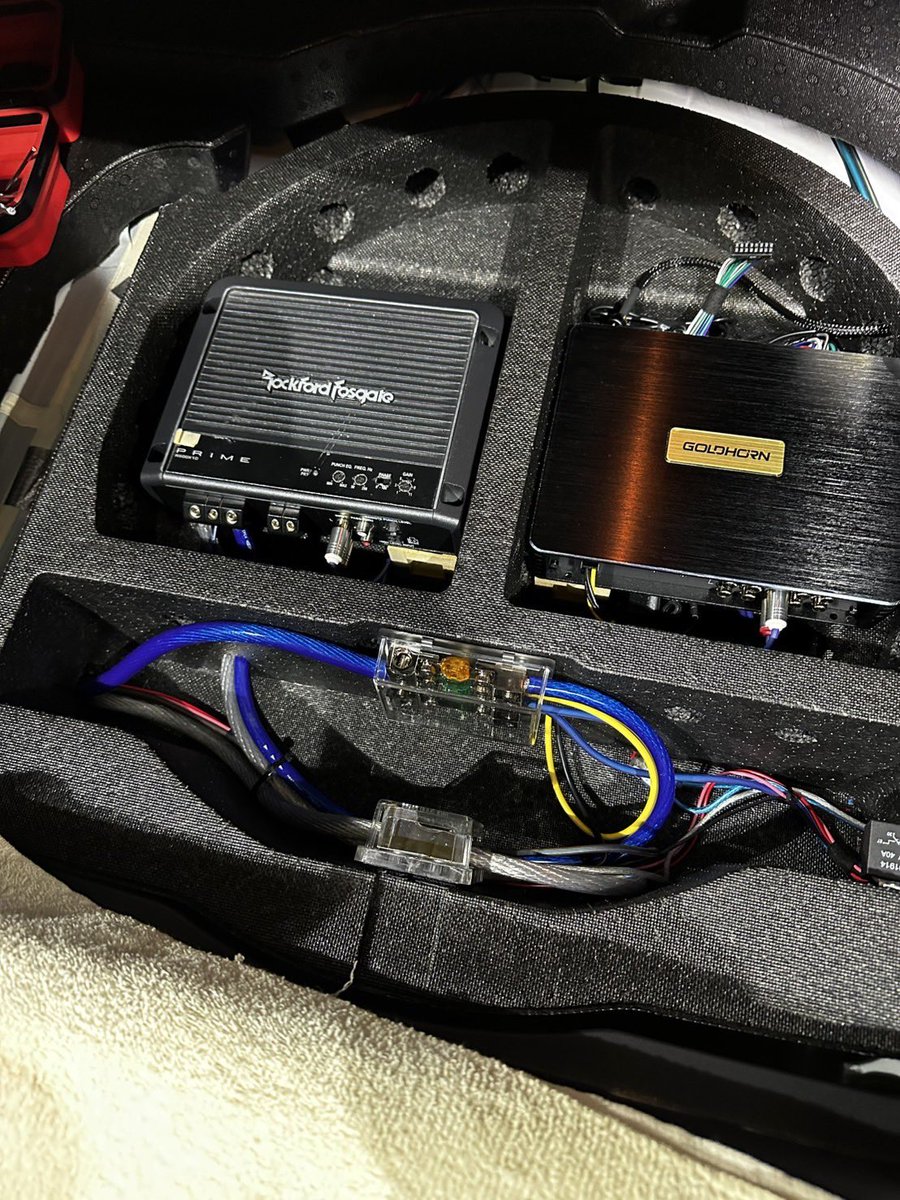 Quad_Control's tweet photo. 86 × DIY2🙆♂️
#toyota
#86
#DIY
#ワイヤリング
#DSP
#rexat
#STP
#デッドニング
#QUADCONTROL
#クアッドコントロール
#千葉県
#佐倉市 https://t.co/OEfmSgND1I