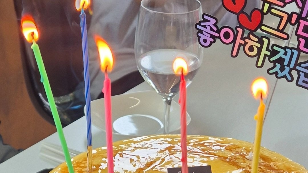 🩵2025 고죠 덕톡회 in 대전🩵

너무너무 즐겁고 행복한 시간이었습니다♥︎ 힘써서 준비해주신 주최 스란님과 협력해주신 분들께 정말 감사드려요!!🫶
다시 한 번 피의주술연합을 맺다ᆢ 저희는 평생 주술 하고 평생 고죠 좋아하기로 해요ᆢ🥹🥹