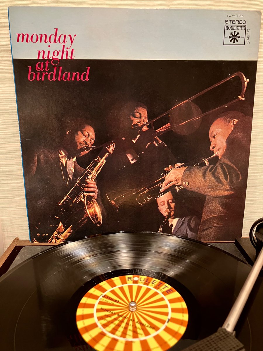JazzClinic's tweet image. 土曜日の午後、電子カルテのアップデート作業のお供に

Hank Mobley, Curtis Fuller, Lee Morgan and Billy Root
Monday Night at Birdland 1958