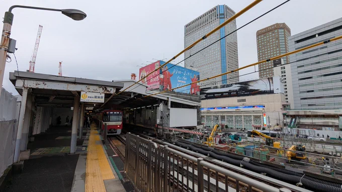 駅構内にストリートビュー入ってこないので、セルフで撮っておく必要がある(品川駅)