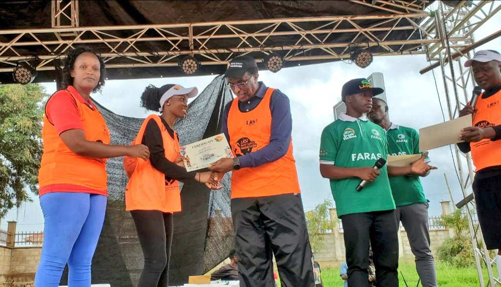 Gugudde TV Uganda (@guguddetvuganda) on Twitter photo Gugudde TV receives well-deserved recognition for supporting the Road Safety Marathon 2025.
📸: <a href="/AdolfSemata/">Muzzukulu wa Katongole</a>
#RoadSafetyMarathon2025
#RunForTraumaCare
#GuguddeTvUganda Gugudde TV receives well-deserved recognition for supporting the Road Safety Marathon 2025.
📸: <a href="/AdolfSemata/">Muzzukulu wa Katongole</a>
#RoadSafetyMarathon2025
#RunForTraumaCare
#GuguddeTvUganda