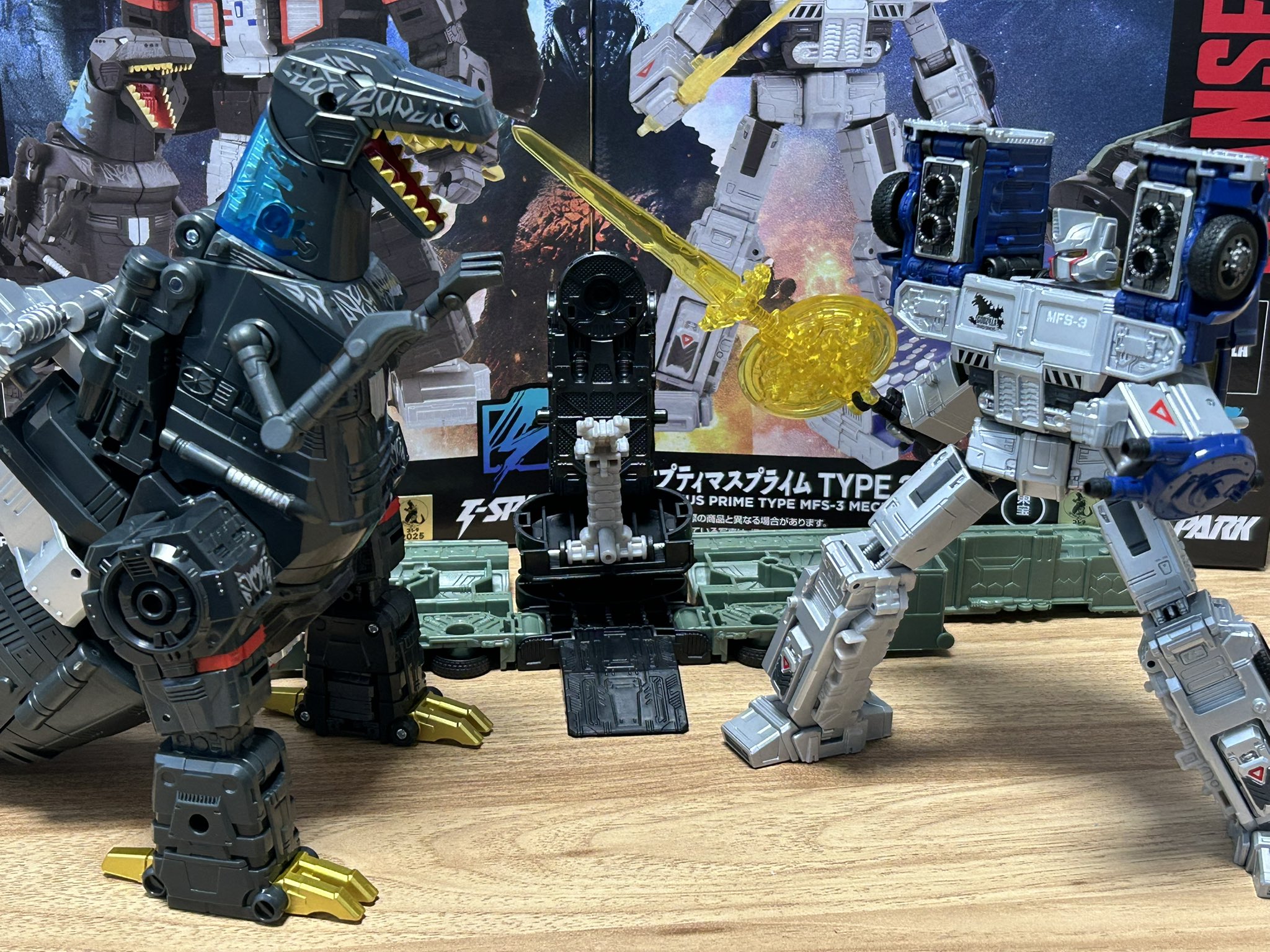 トランスフォーマー メガトロン ゴジラ オプティマスプライム TYPE 3式