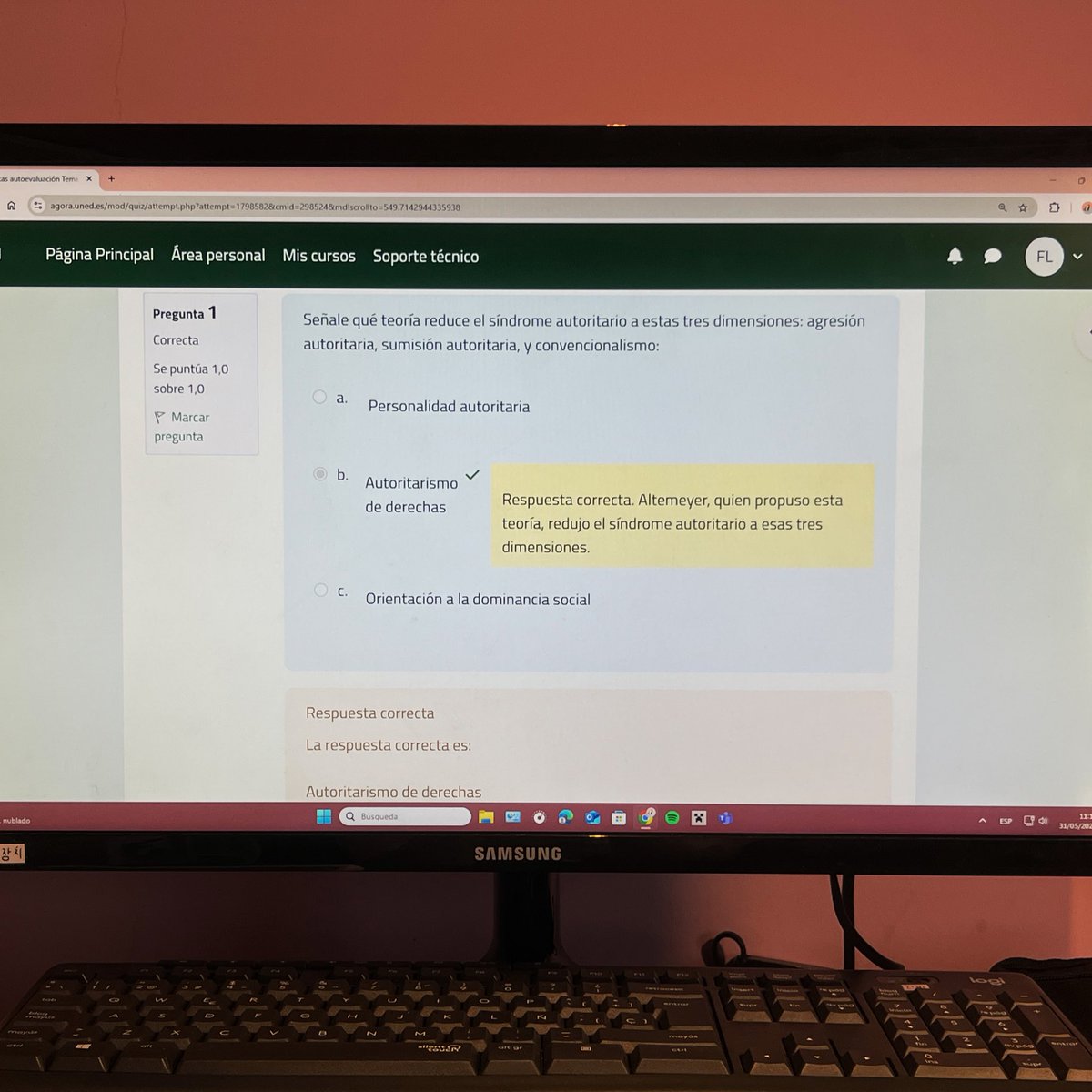 larstudyy's tweet image. social psychology 📖