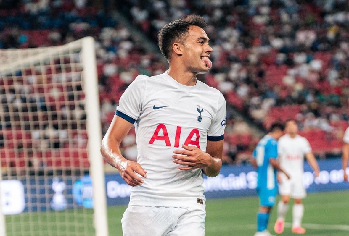 FabrizioRomano's tweet photo. 🚨 Fraser Forster, Sergio Reguilon and Alfie Whiteman leave Spurs following the conclusion of their contracts. https://t.co/zuRyZvas1x