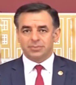 Sözünün eriymiş herif.

“Özgür Özel kurultayı kazanırsa gazeteciliği bırakırım” demişti. Gerçekten de sözünü tuttu; gazeteciliği bırakıp AKP trolü oldu.