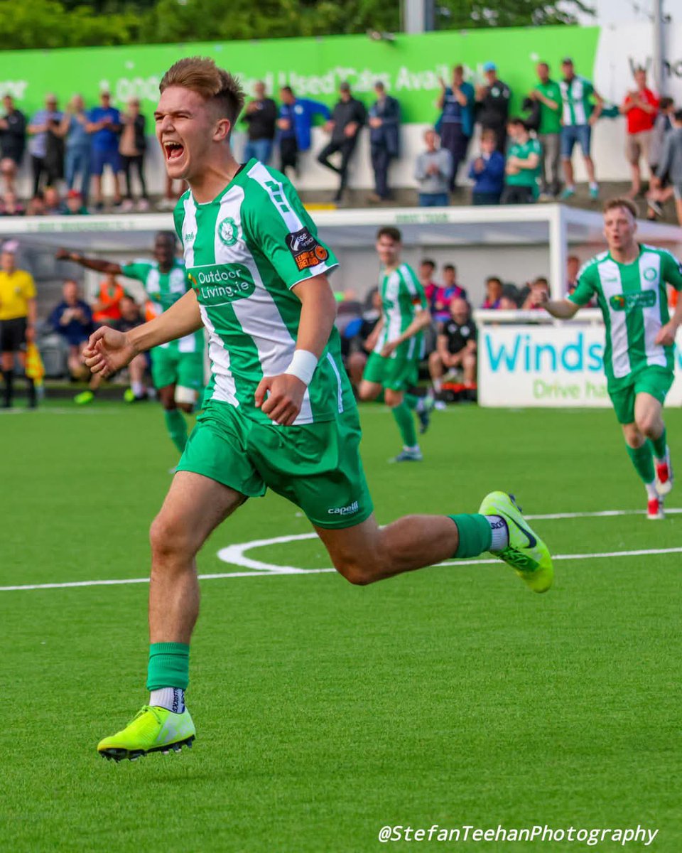 Conor_ham92's tweet photo. 15 months ago Knight, Kizenga and O’Neill started in an u17 loss to Shelbourne F.C. 
Last night they all started for our First Team: 
🏆 Alain Kizenga - Man of the Match 
⚽️ Billy O’Neill - Goalscorer
 🅰️ Rhys Knight - Assist 

Academy players making an impact @BrayWanderers https://t.co/NYln1X98YP