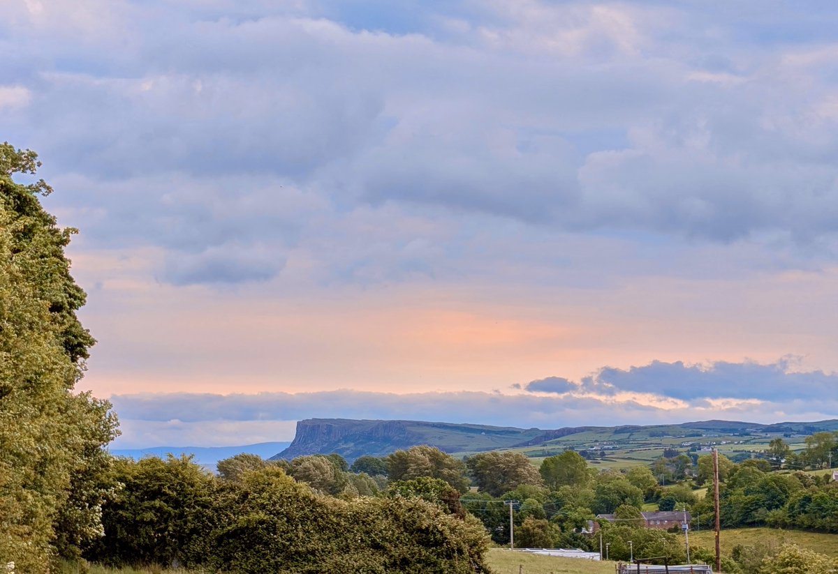 Love Ballymena (@loveballymena) on Twitter photo Beautiful Saturday morning skies on the last day of May over Fair Head on the Antrim coast.
📸 Anne Kelly • <a href="/annlizkelly/">Anne Kelly ⛔NO DMs⛔ 🌻 🇺🇦 💞</a> Beautiful Saturday morning skies on the last day of May over Fair Head on the Antrim coast.
📸 Anne Kelly • <a href="/annlizkelly/">Anne Kelly ⛔NO DMs⛔ 🌻 🇺🇦 💞</a>