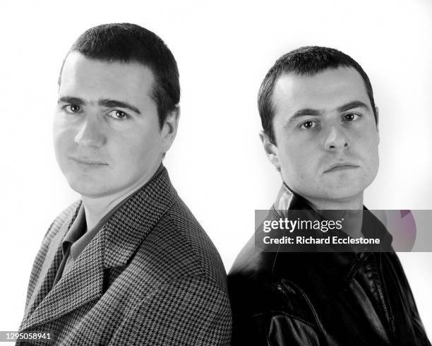 Happy 60th birthday to Steve White.

Steve is best known as being the drummer for Paul Weller’s 90s into the 2000’s solo era. He was also behind the kit for The Style Council and of course is the elder brother of Alan from Oasis.

My all time favourite drummer.