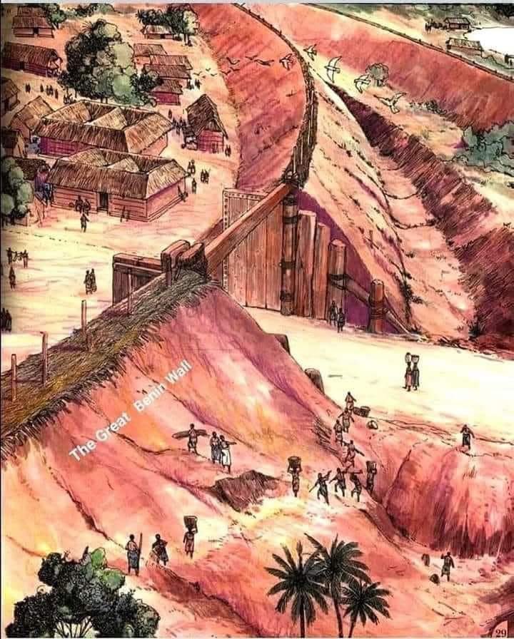 Edocentric_'s tweet photo. 𝐓𝐇𝐄 𝐍𝐈𝐍𝐄 𝐀𝐍𝐂𝐈𝐄𝐍𝐓 𝐁𝐄𝐍𝐈𝐍 𝐆𝐀𝐓𝐄𝐒
Benin Kingdom being one of Africa most advanced ancient civilizations, made series of defensive and offensive mechanism to help protect the legacy of the Empire. The creation of the Nine Gate was one of the defensive decision made by past Oba’s to protect the capital sanctity.

A 🧵 on the Nine Gate of Benin Kingdom.
