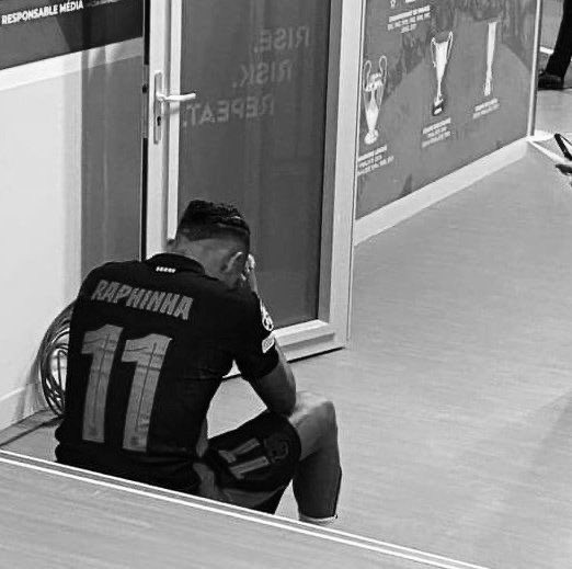 “Inter or psg” “we’re all inter” “we’re all psg”
I don’t care man it was supposed to be us 💔