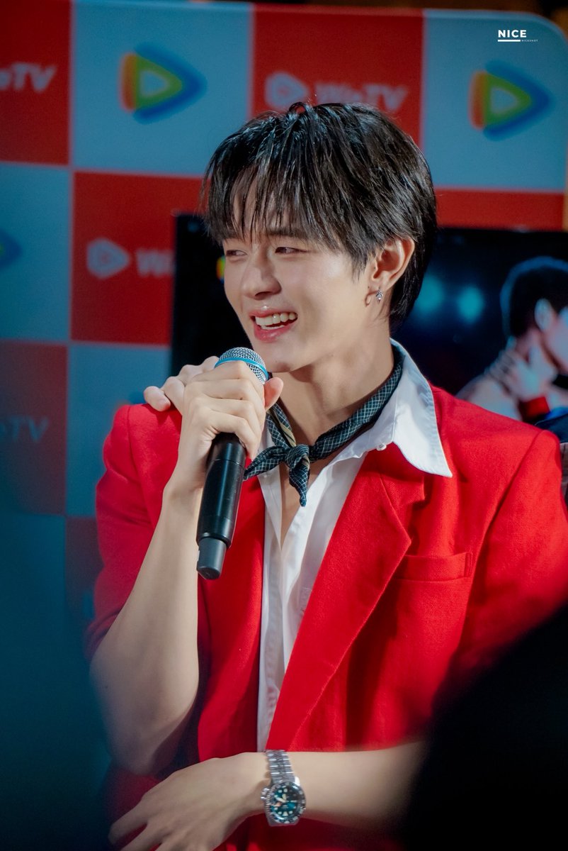 NiceShot2708's tweet photo. So cute 🥹🤏🏻 @niceboripat 

#KnockOutMyHeart 💖
#KnockOutTheSeries 
#หมัดน็อกล็อกหัวใจ
#niceboripat https://t.co/UkdPRy6dsE