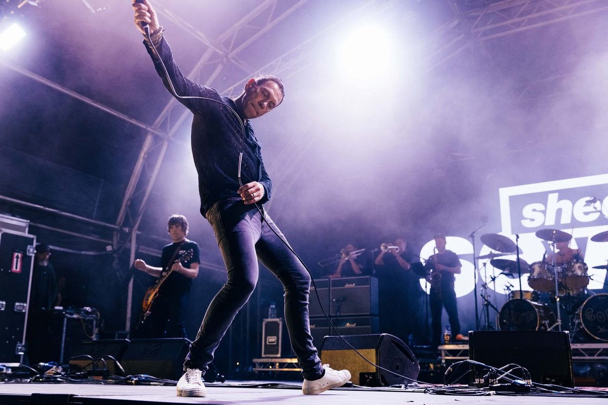 Thank you Wychwood, What a great time,  10,000 people in fine voice! Loved every second of it, a very special night. Xx