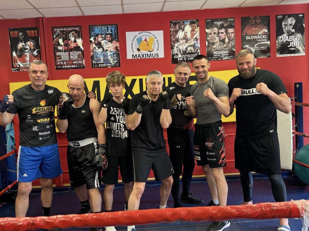 Władysław Frasyniuk (@wfrasyniuk) on Twitter photo Nie pękamy, wybieramy💪 Nie pękamy, wybieramy💪