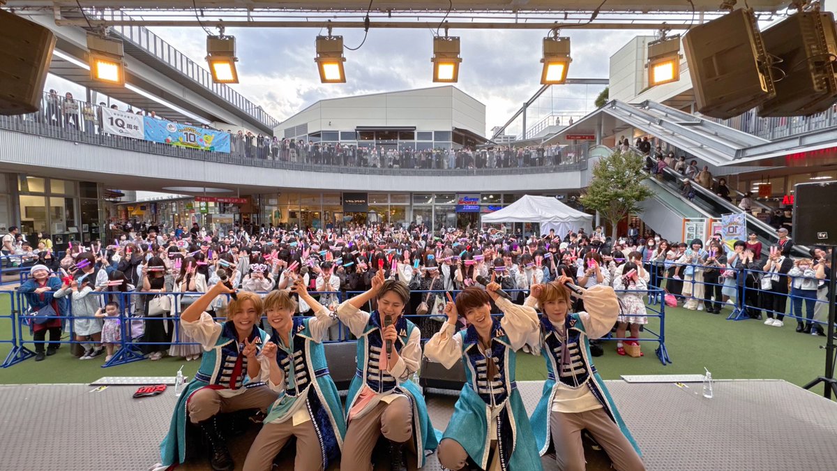 MeseMoa. Solomove 即購入可能　送料込み モーメント【M】 61L（拡張時72L） 3～5泊 無料預け入れ可 | トップ